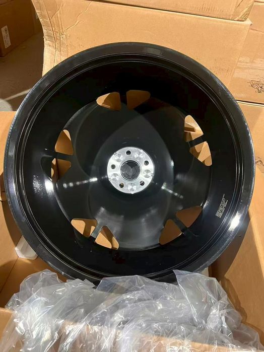 Zeekr 9x Maybach diska R22