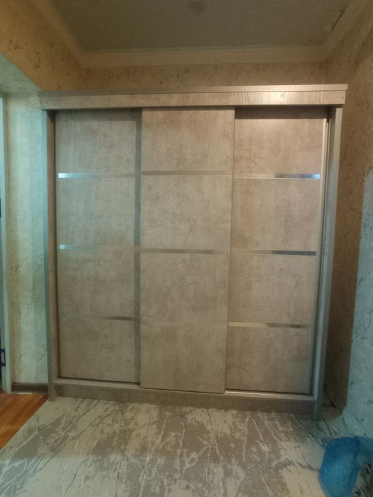 Sotuvda 180 shkaf bor в продаже есть шкаф 180