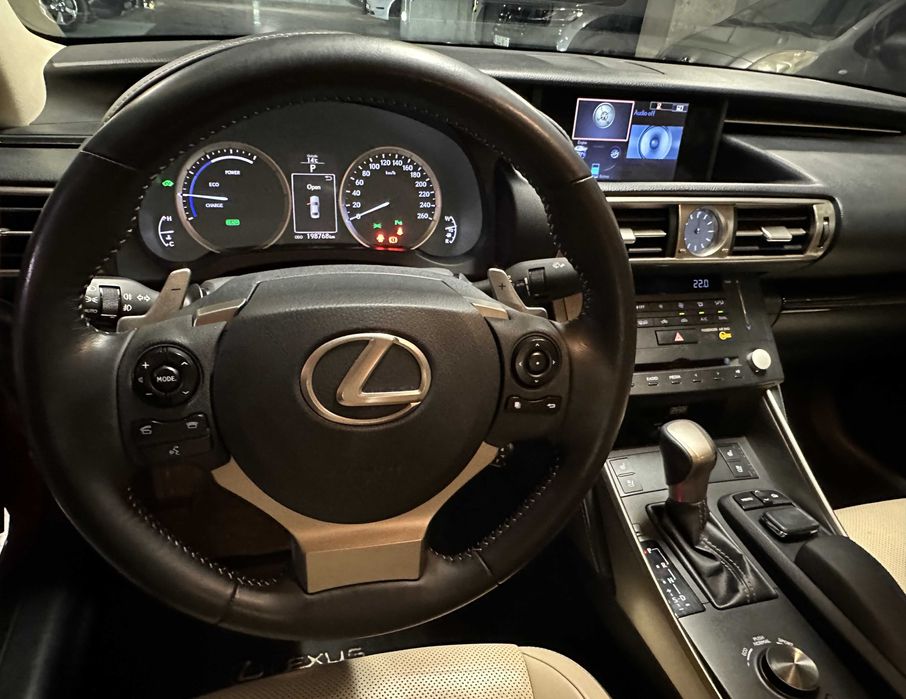 Lexus IS 300H Luxury Line