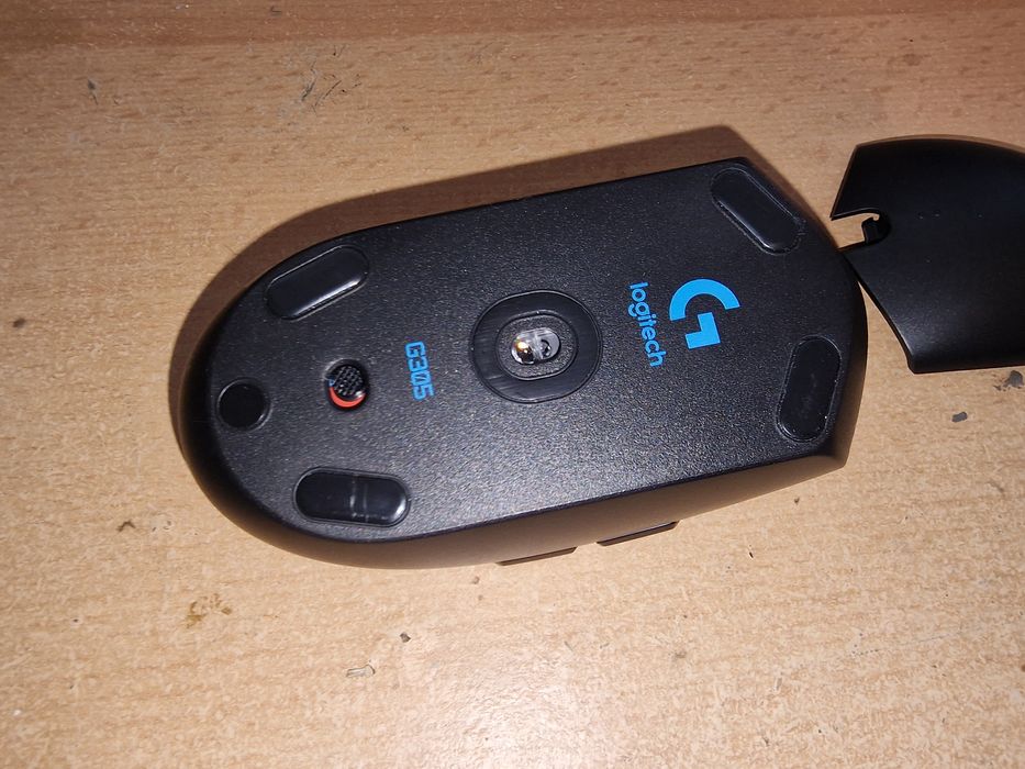 Logitech  g305 nou și Steelseries aerox3