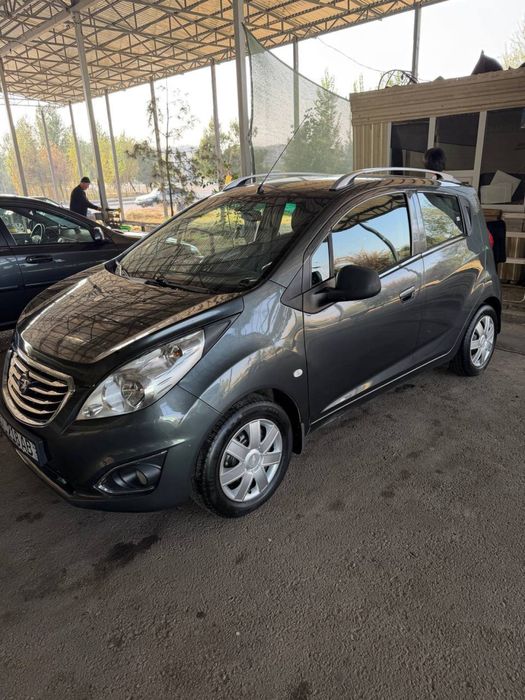 zudlik bilan sotiladi kapot krilosida kraska bor holati yahwi