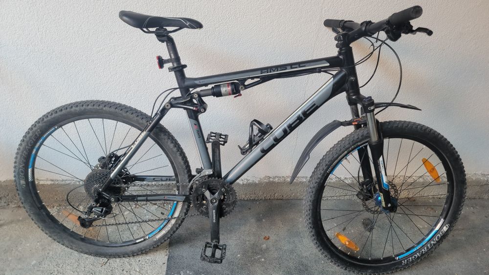 Bicicleta cube ams 100 full suspension