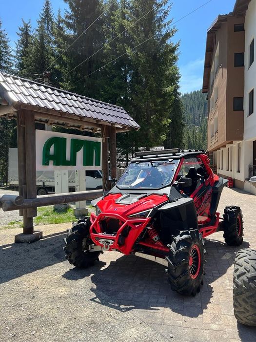 Vând polaris rzr pro xp 4x4 Reductor  mic mare buggy ssv utv offroad diferențial blocabil servo muzică cabină închisă incălzire ștergătoare  trolii