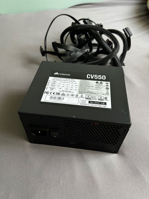 Sursa Corsair CV550
