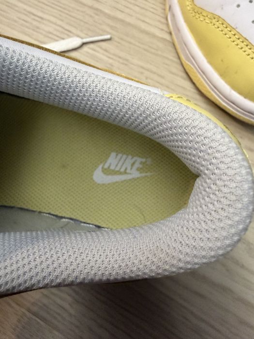 Nike Dunk Galbeni