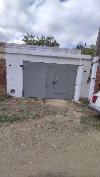 Подам капитальный гараж