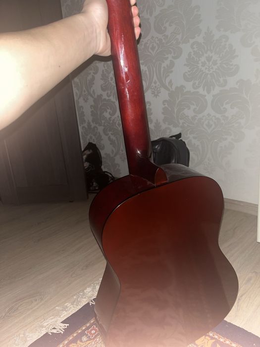 Гитара акустика ,Levinson