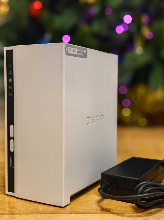 QNAP TS-233 NAS-сервер продам