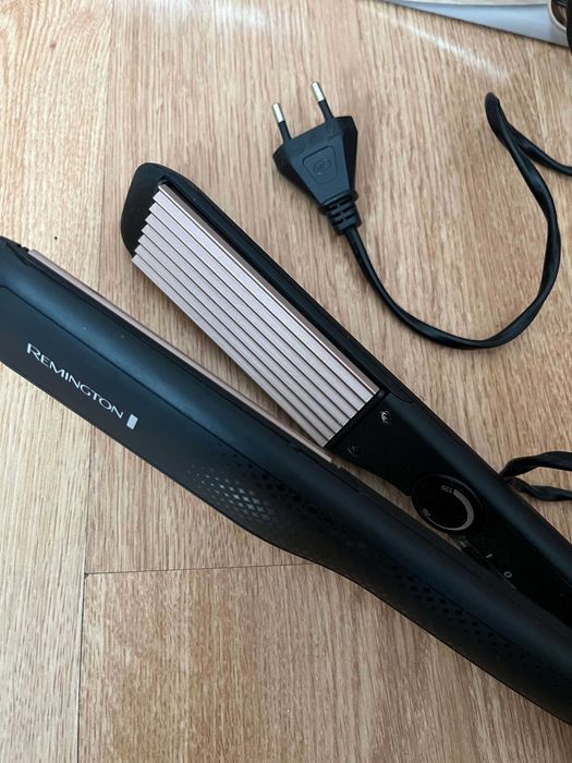 Преса за вафлички и обем  керамична  Remington S3580 Ceramic Crimp 220