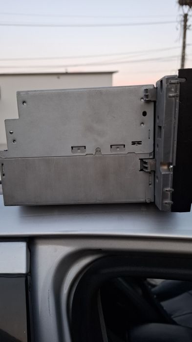 Мултимедия за Мерцедес w211