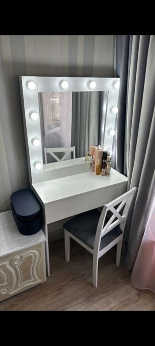 Гримерный столик