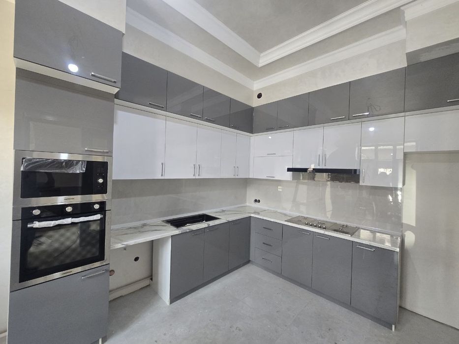 Кухонные гарнитуры