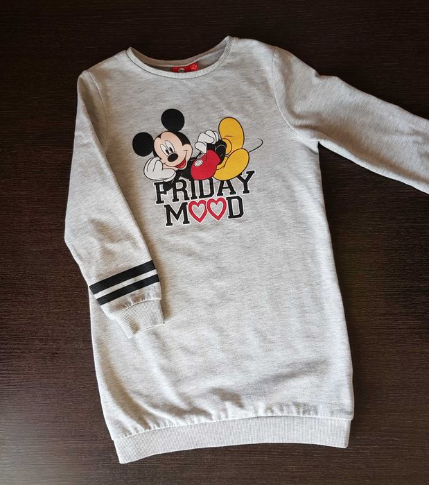 Платье на 6-7 лет