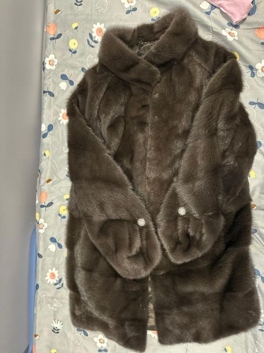 Продам Шубу срочно недорого