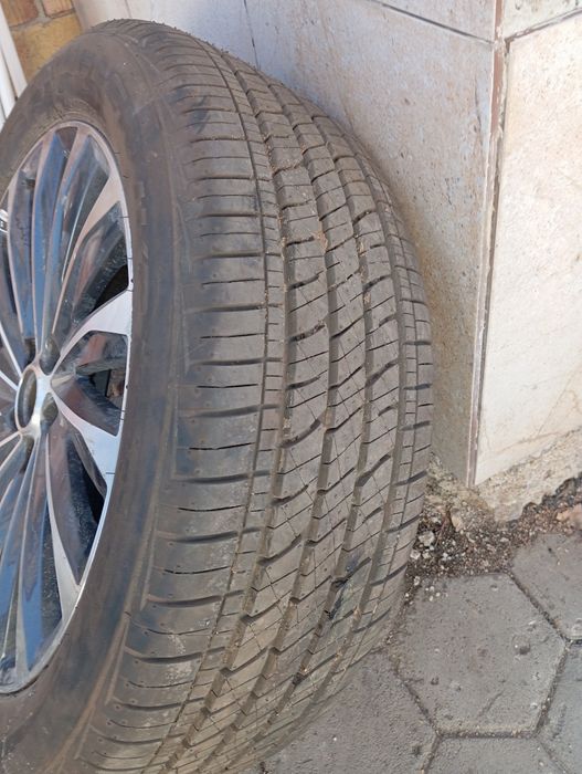 Продается колесо. Размер 245 50R20