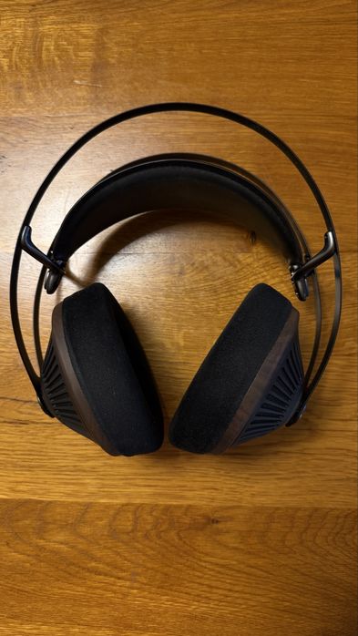 Casti Meze 105 Silva