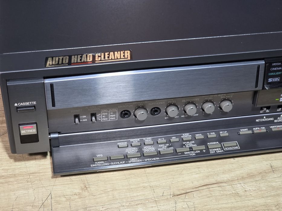 Video player JVC HR-S5800 EG, super vhs, vcr recorder , telecomanda