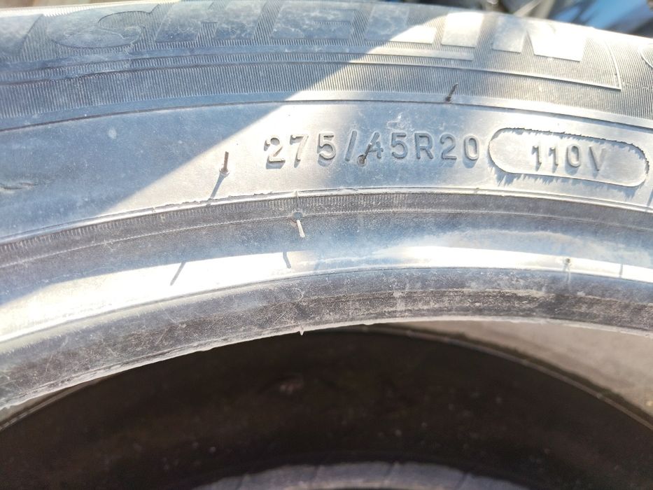 Vând 4cauciucuri de vară pentru volvo xc90, 275/45 R20 si235,40/18 Continental an 2017