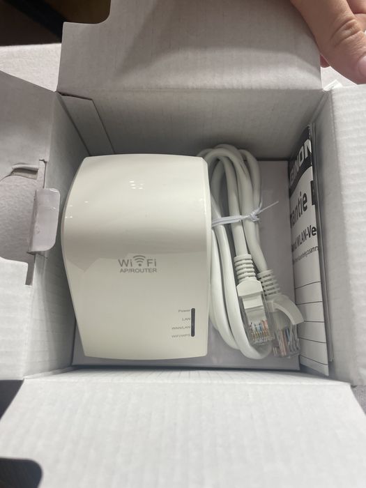 Мрежови WiFi усилвател 733 Mbit/s двубандов