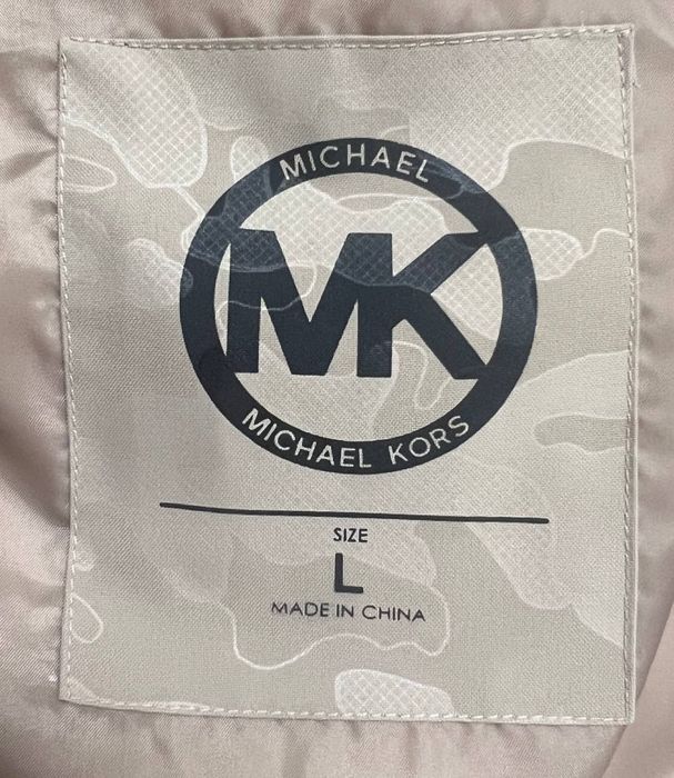Michael Kors Куртка продаётся заказали из USA!