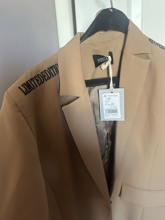 Сако nude negative/pause