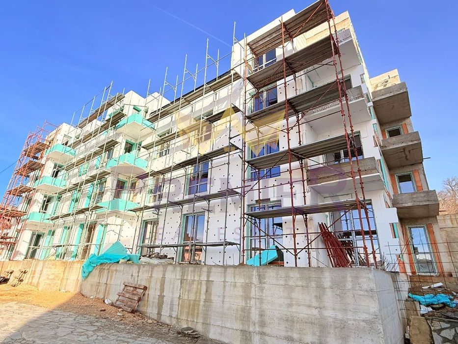 Продава се Тристаен апартамент в Варна, Възраждане 3 - 88 кв.м за 736 €/кв.м - Снимка #1