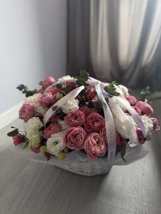 Свежые цветы продам срочно