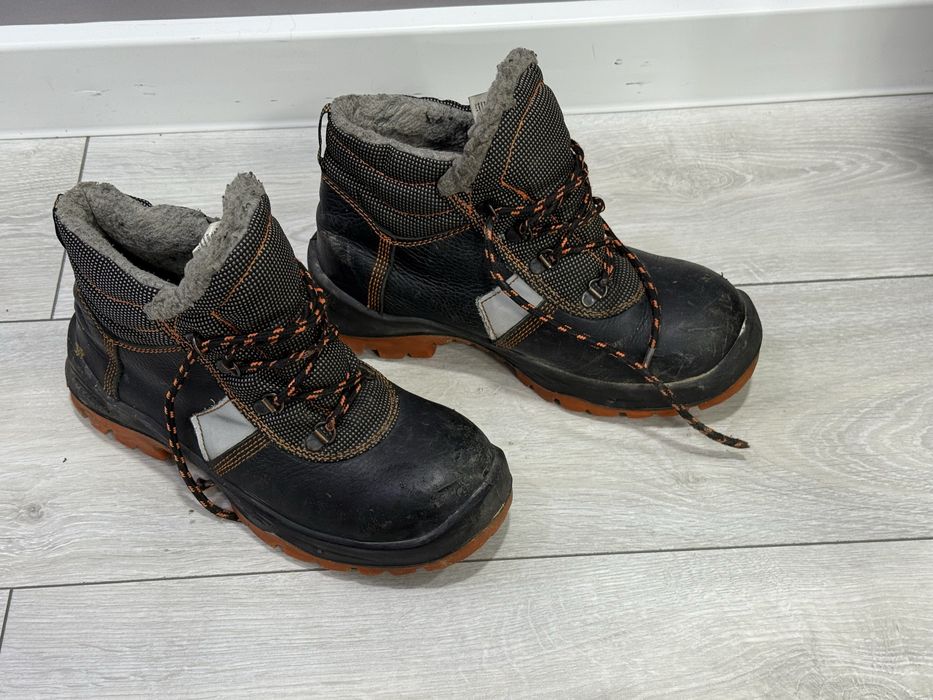 Продам спецовка новый