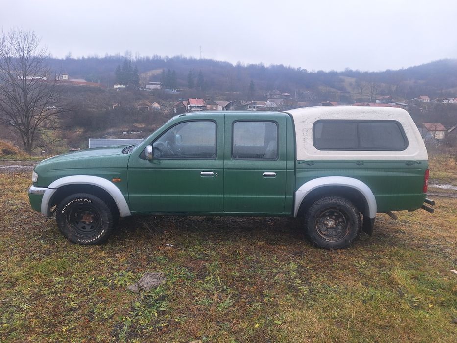 Vand Mazda b 2500 radiata