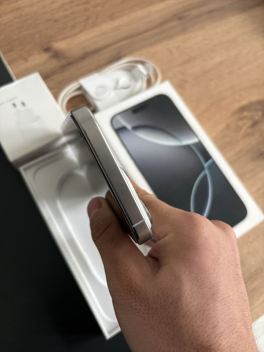 16 Pro Max 256-91% физ сим