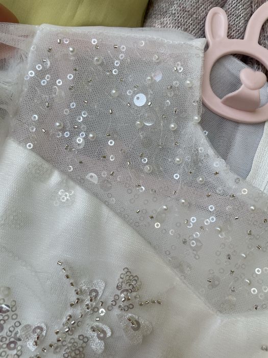 Белое пышное платье