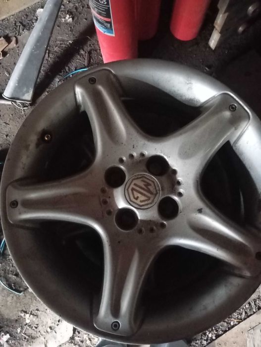 Set jante aliaj pe 15  MG