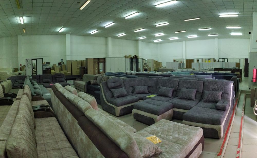 Продам ЧАСТЬ ЗДАНИЯ, в 3 этажа