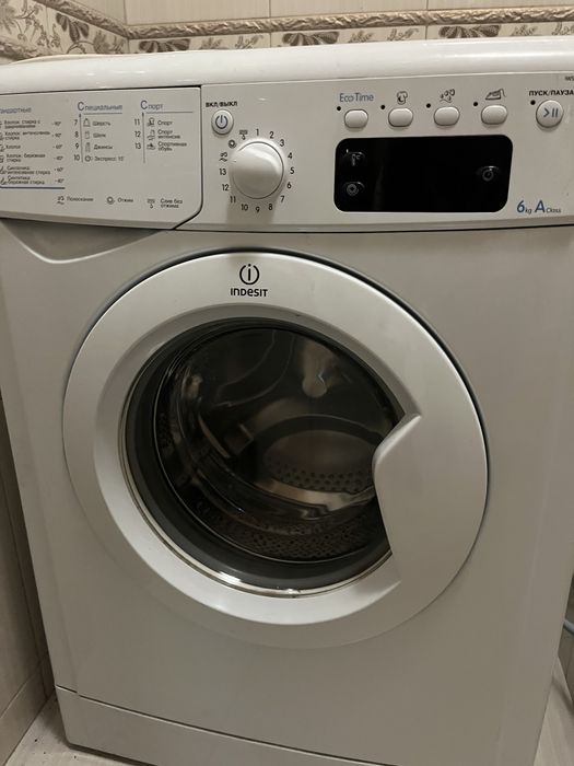 Стиральная машинка Indesit