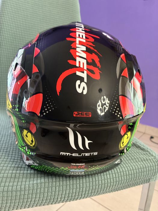 Каска  MThelmets