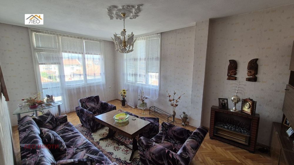 Продава се Четиристаен апартамент в Севлиево - 91 кв.м за 1040 €/кв.м - Снимка #3