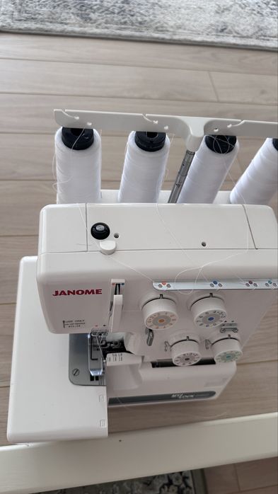 Оверлок Janome 205D