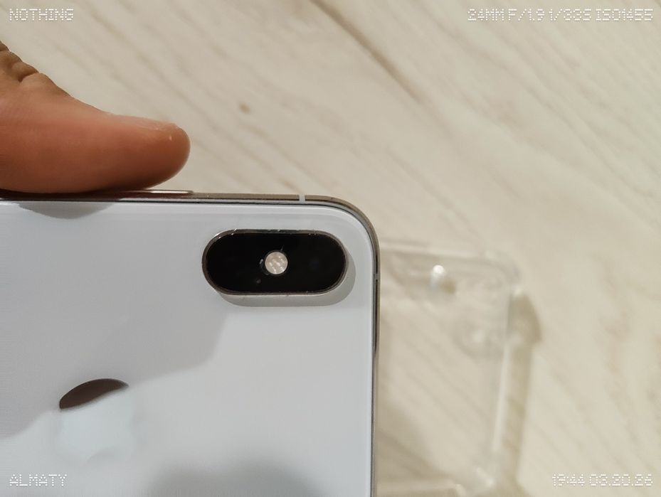 Продам iPhone xs max 64 гб