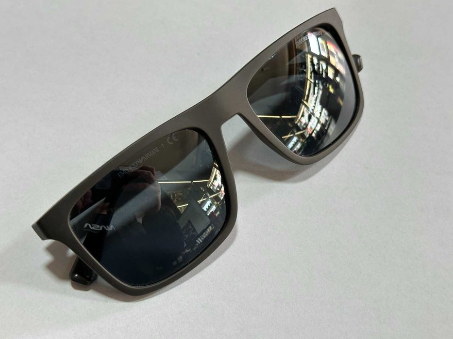 Мъжки слънчеви очила Emporio Armani EA4097