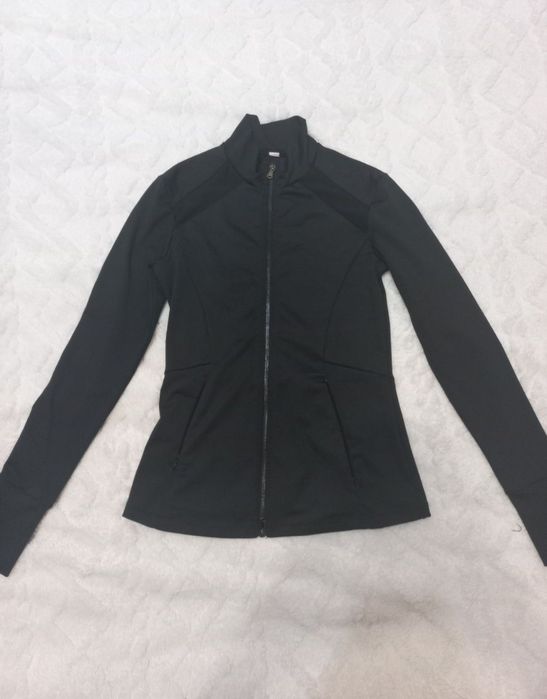 Лот за всички дрехи  50лв.