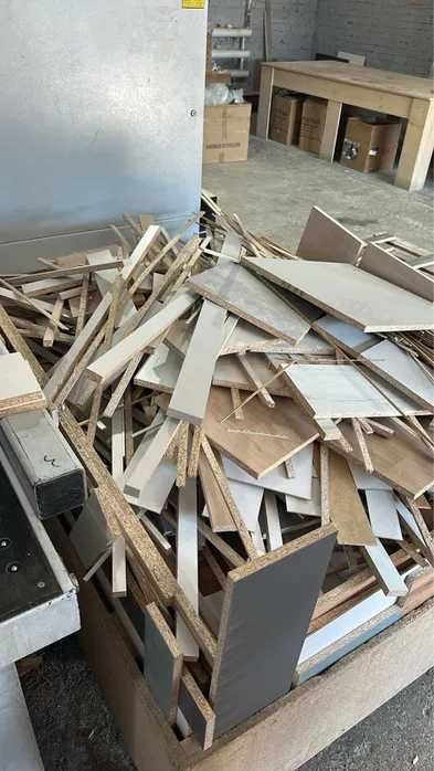 Дрова бесплатно.