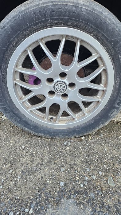 Jante golf 4 r16 5x100