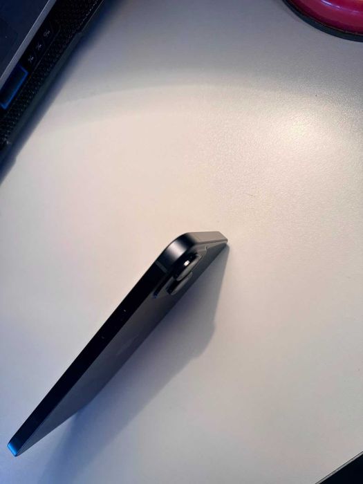 Vând iPhone 14 Plus, 128GB, culoare Midnight