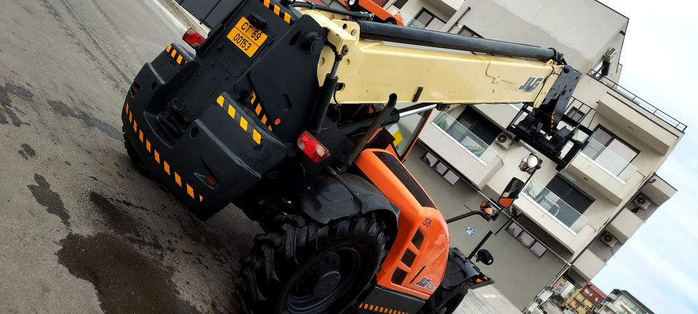 JLG 4017 PS 2013 - 5250 ore CLIMA Caterpillar TH417 telehandler Manitou 17 metri 4 tone