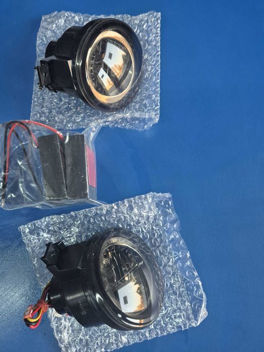Semnalizari fata VW Lupo intre 1998 si 2005 cu Led fumuriu