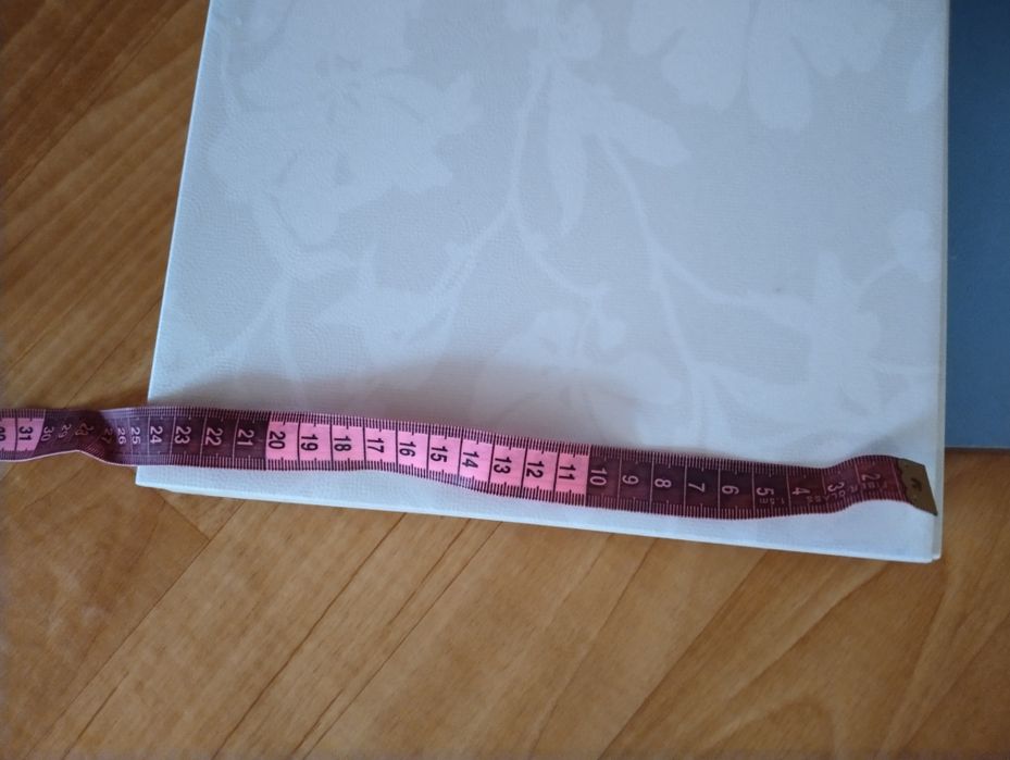 Плитка светлого цвета