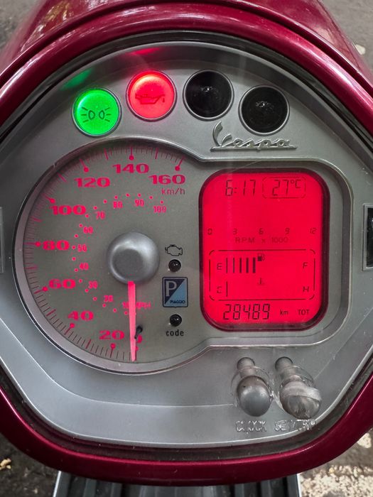 Vand Vespa GTS 250ie