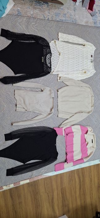 Продам кофты, футболки