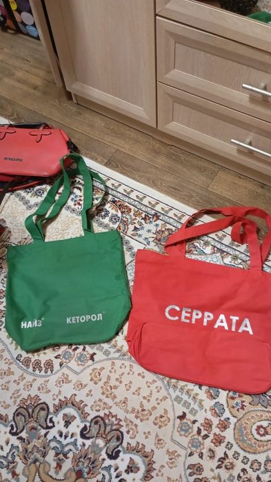 Сумки продам разные