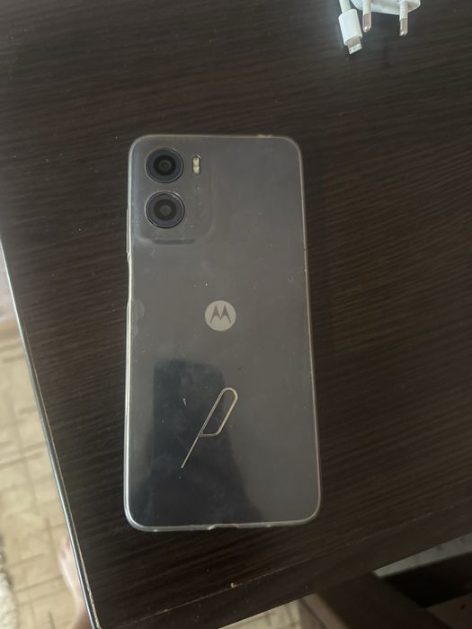 Продам новый телефон